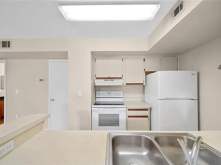 441 Fountainhead Cir #174 — Photo 7