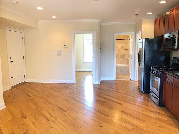 3rd image of 4018 N Central Park Ave APT 2N