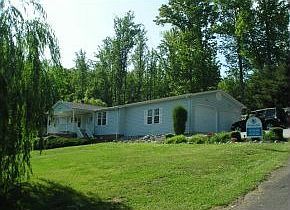 1st image of 427 Landcastle Ave