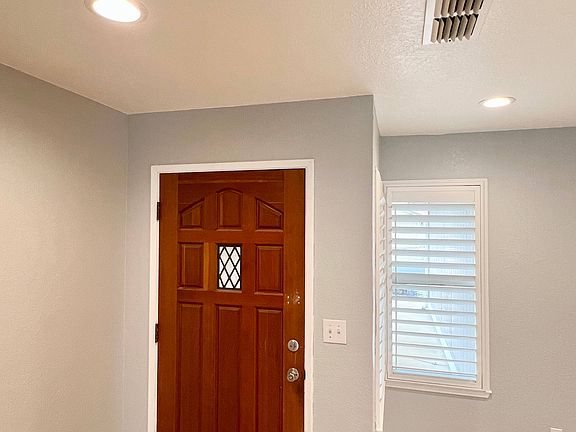 5th image of 1332 Providence Way