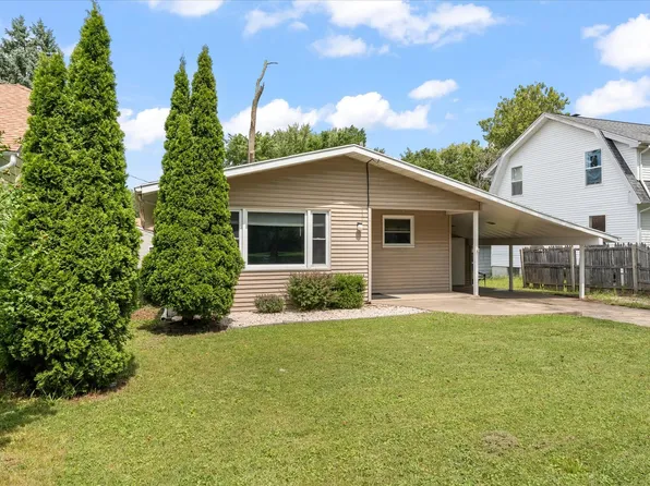 1406 W Springfield Ave, Champaign, IL 61821
