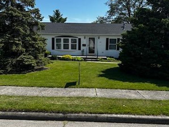 403 Washington St, Wapakoneta, OH 45895