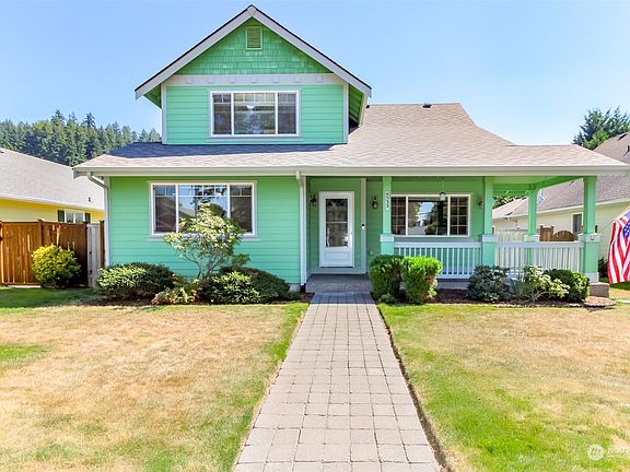 4th image of 4533 152nd Avenue Ct E