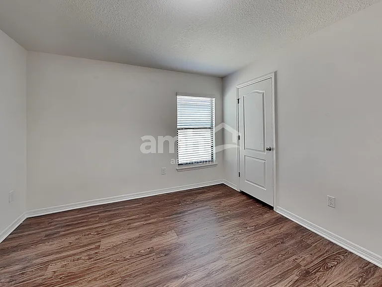 932 Wynnmere Walk Ave — Photo 13