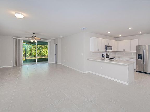 5th image of 7097 W LENOX CIRCLE