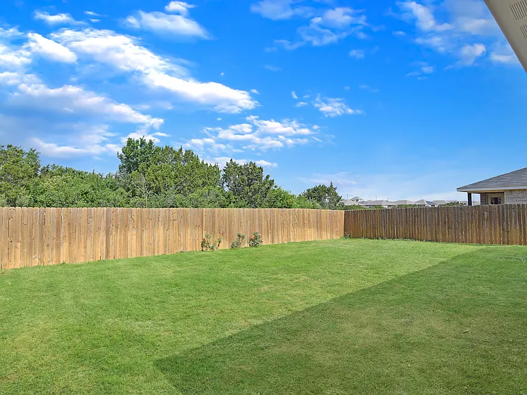 1464 Dryden Ave — Photo 19