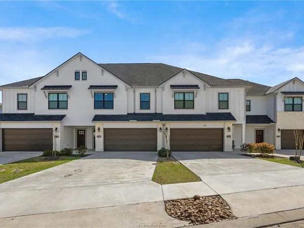 2108 Jax Dr, College Station, TX 77845