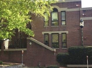 4818 Hampden Ln #R4, Bethesda, MD 20814