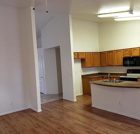 5th image of 11026 E Dragoon Ave