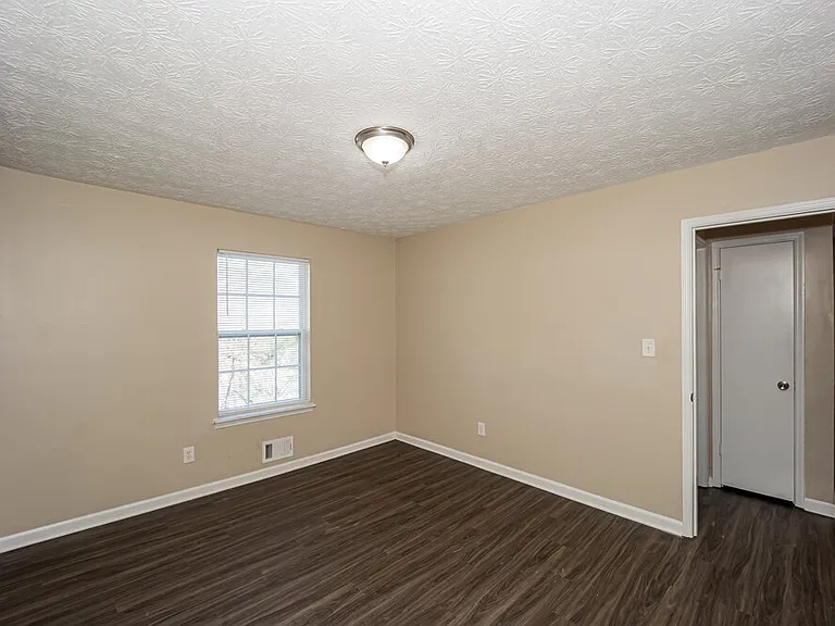 6985 Smoke Ridge Dr — Photo 15