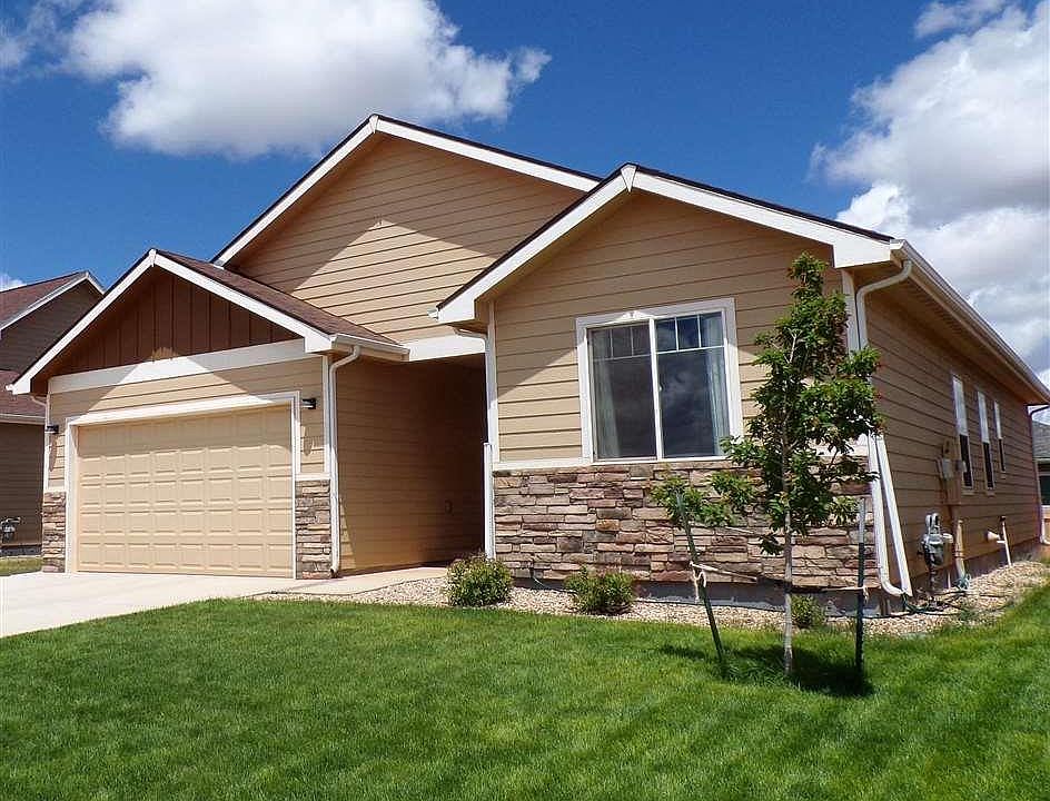 1st image of 3909 Bobolink Ln