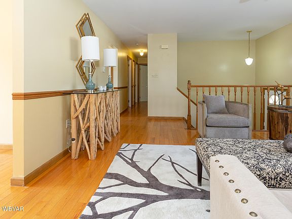 4th image of 57 Lorson Dr