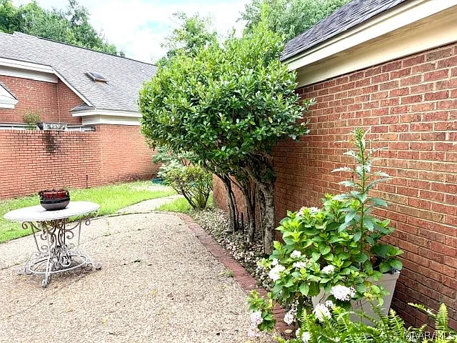 1524 Charleton Dr — Photo 18