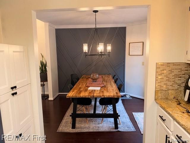 1645 Sarah Ln, photo 11