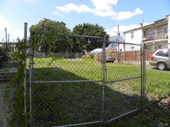 210 N 5th St, Allentown, PA 18102