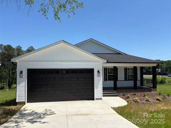 106 Gilliatt St, Shelby, NC 28150