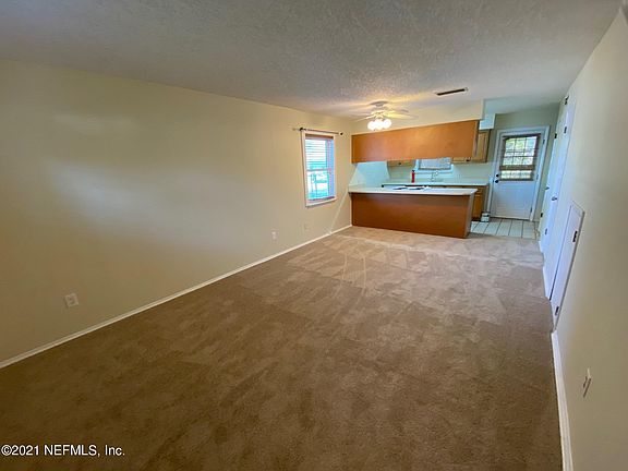 3rd image of 927 Stocks St #927