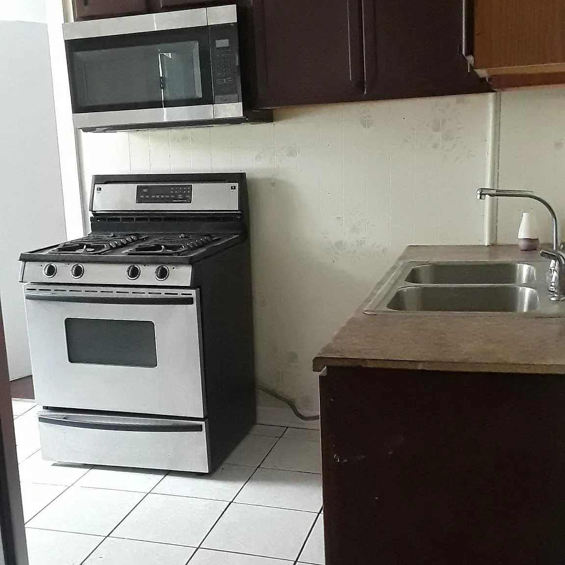 6059 S Honore St — Photo 3
