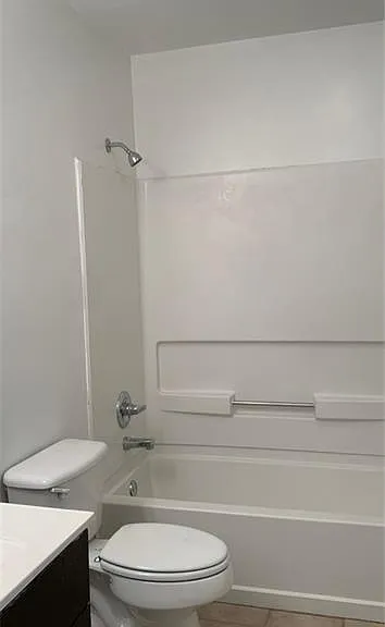 2407 Moonlight Ln #3 — Photo 6