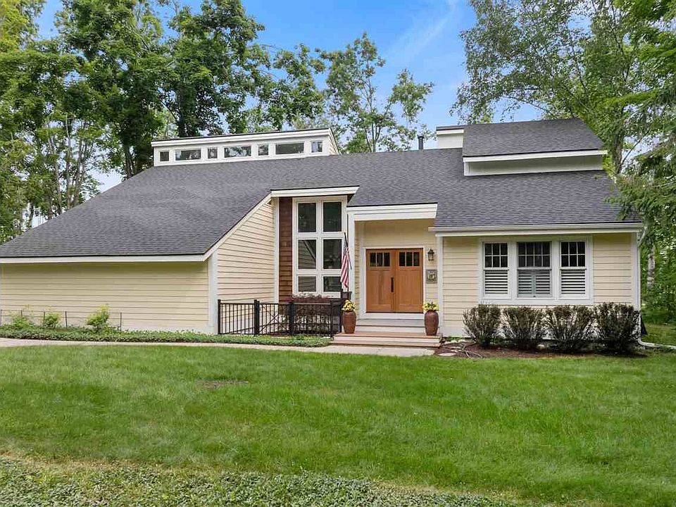 1st image of 2431 Greenbriar
