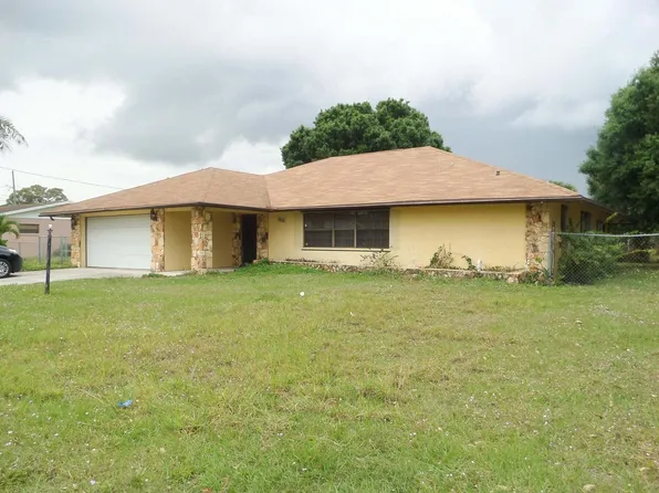 1806 Avenue M, Fort Pierce, FL 34950