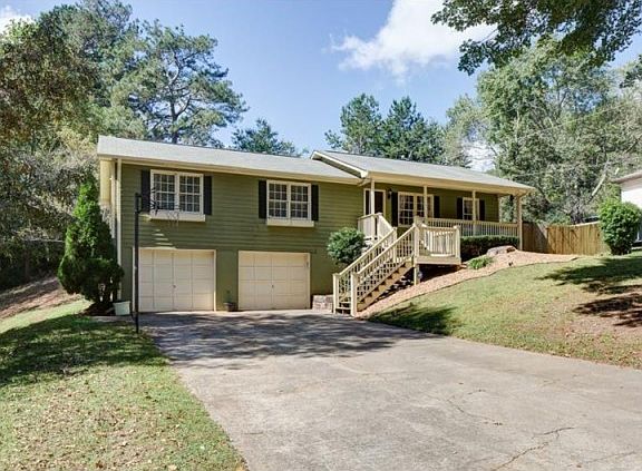 2nd image of 503 Neil Ct