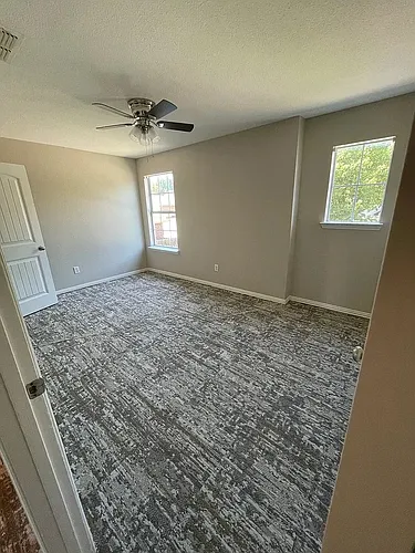 8107 Arbor Ave Photo 1