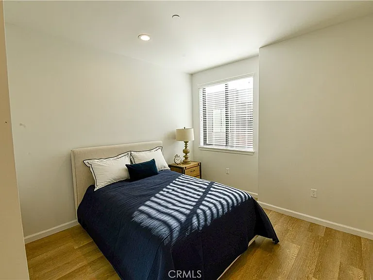 15826 S Vermont Ave #1 — Photo 11