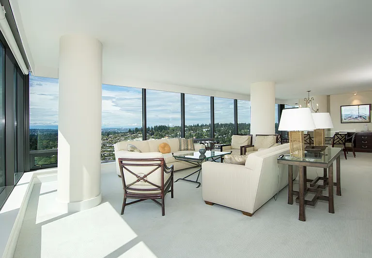 650 Bellevue Way NE #2404 — Photo 10