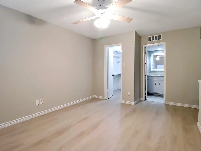 5929 Queensloch Dr #127 — Photo 7