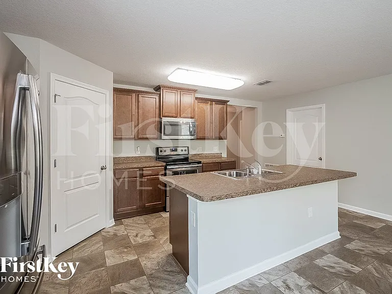 6817 Langford St — Photo 5