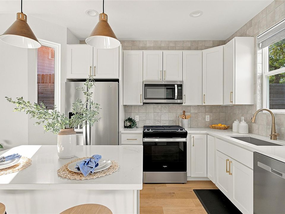 1st image of 5506 Hudson St #2