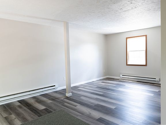 5th image of 14 Westview Cir #14