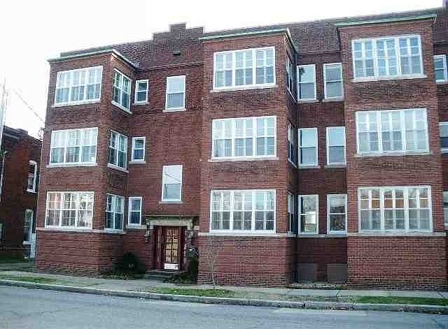 1st image of 618 Madison St