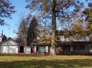 1335 Maxwell Ave NW, Warren, OH