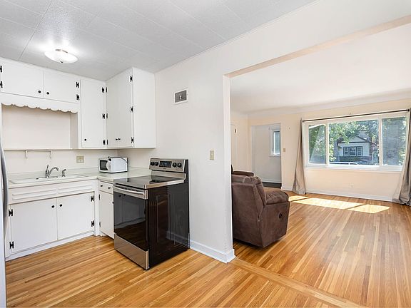 5th image of 3542 Girard Ave S