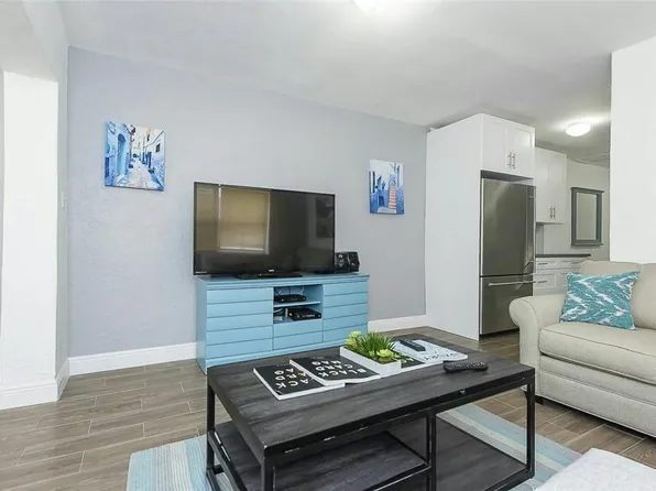 1728 Rodman Street, Hollywood, FL 33020