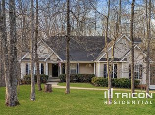 313 Cascade Ct, Hampton, GA 30228