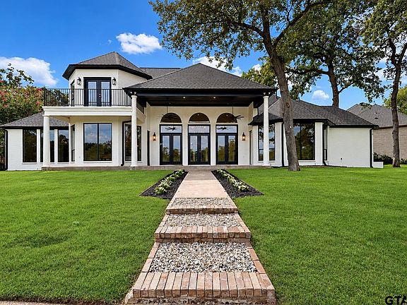 3rd image of 169 Dogwood Lakes Cir