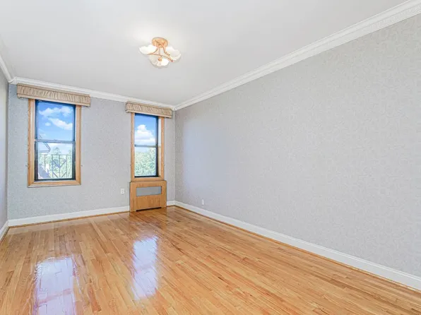 1810 Avenue N image 22 of 29