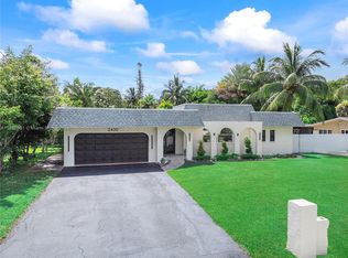 2420 SW 44th Ter, Fort Lauderdale, FL 33317