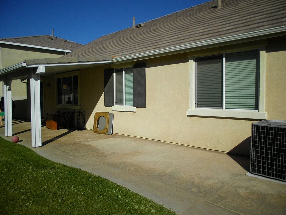1st image of 39107 White Fir Ln