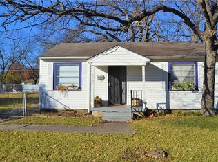 8905 Comer Dr, Dallas, TX 75217