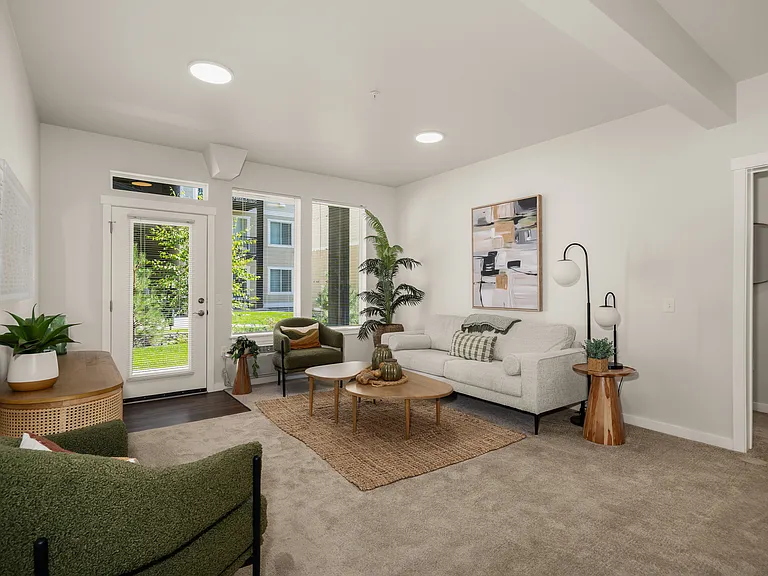 Rivers Edge Apartments — Photo 80