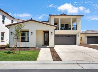 168 N Falcon Ave, Hanford, CA 93230