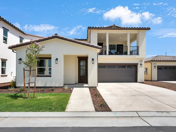 2151 W Solo Way, Hanford, CA 93230