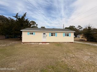 7018 Beach Dr SW, Ocean Isle Beach, NC 28469