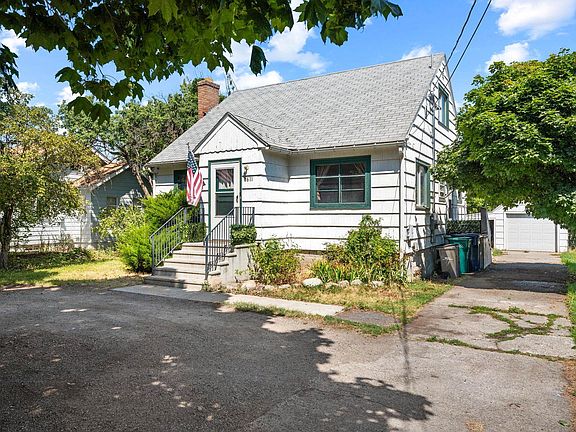 2nd image of 8611 E Broadway Ave