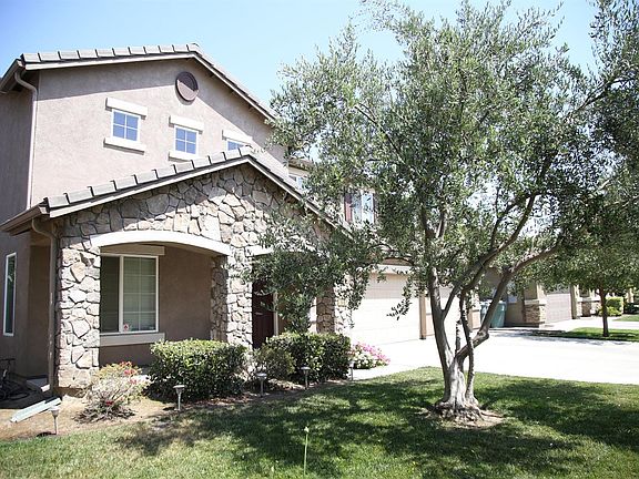 2nd image of 3042 N Linda Vista Ct
