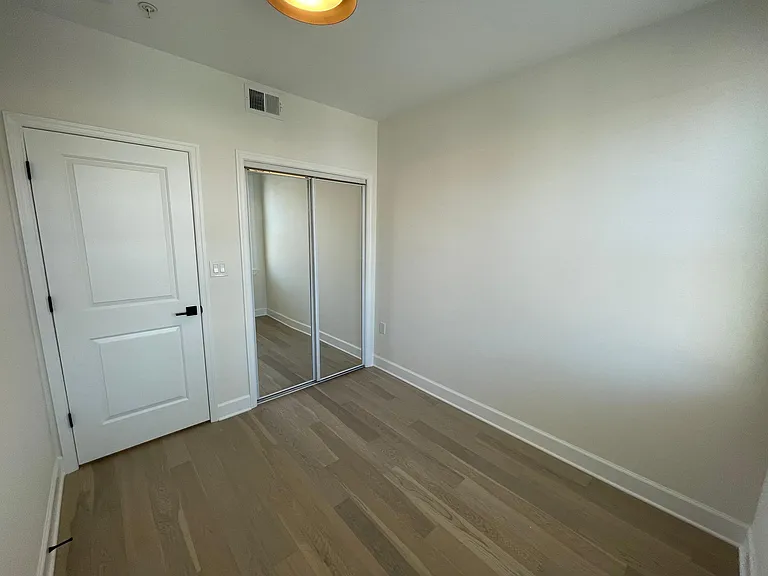 75 Florida Ave NW #4 — Photo 26